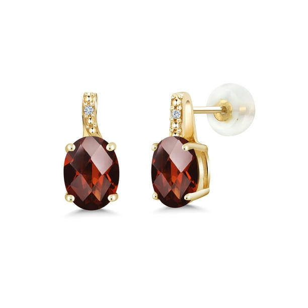 1.12ct 14k Gold Oval Garnet and Diamond Studs Earrings 1.12ct 14k Gold Oval Garnet and Diamond Studs Earrings